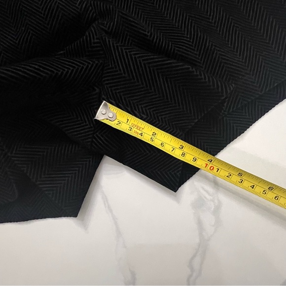 GAP BLACK SHORTS SIZE 6 - Picture 6 of 6